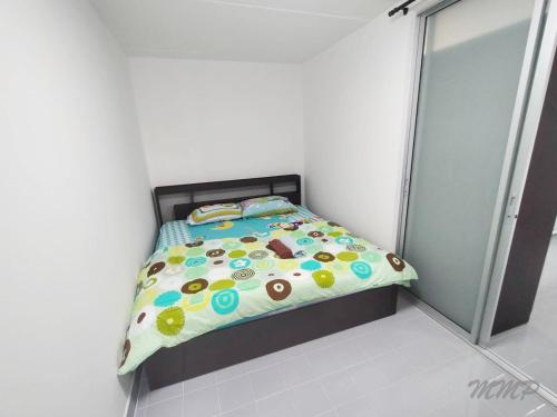 Popular The best muangthongthani 日常房间公寓 Room Type - Standard Quadruple Room