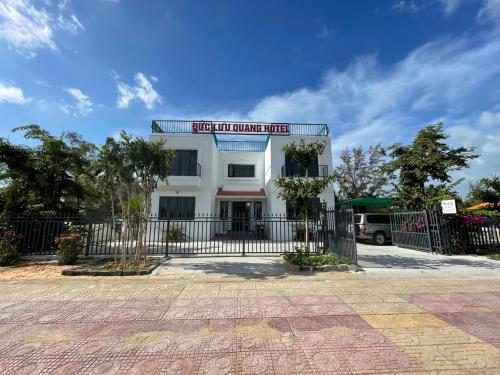 Đức Lưu Quang Hotel Bình Thuận - 숙소 외관