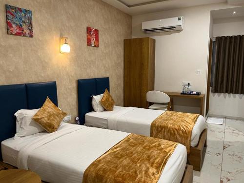 Click Hotel Tulsi Jamnagar