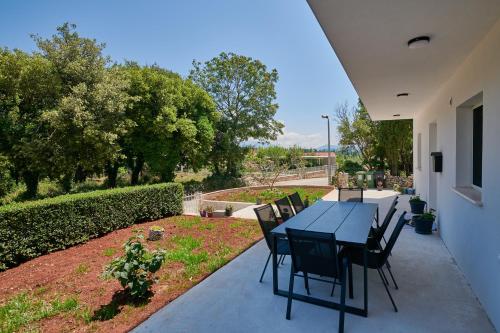 Hotelli välisilme, Apartments Endji in Mocici