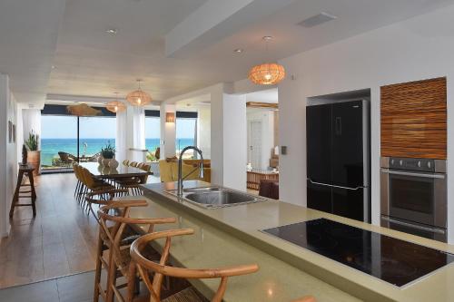 דירה על הים בנהריה LENNY TZIPORA by alta galilea in Nahariya