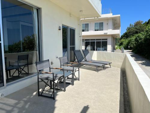 Ocean Front SUMUIDE Ocean Front SUMUIDE