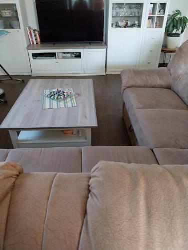 Apartma Mira in Zgornje Škofije