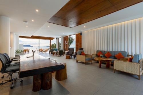 Lobby, X-Sea Khanom Harbor Bay Resort in Nakhon Si Thammarat