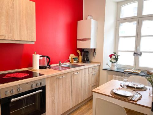 Konyha, Praktisch & modern - voll ausgestattetes Apartment in Stolberg (Rhineland)