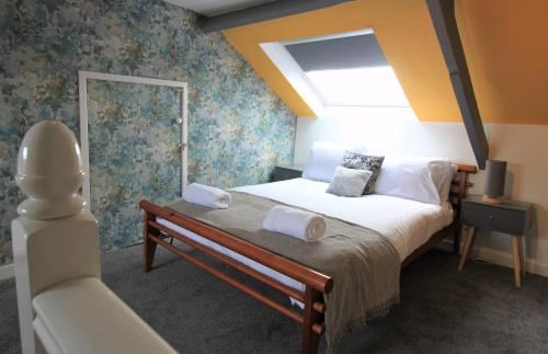 Westbourne - Spacious 4 bed flat with free parking, Гейтсхед (фото 3)