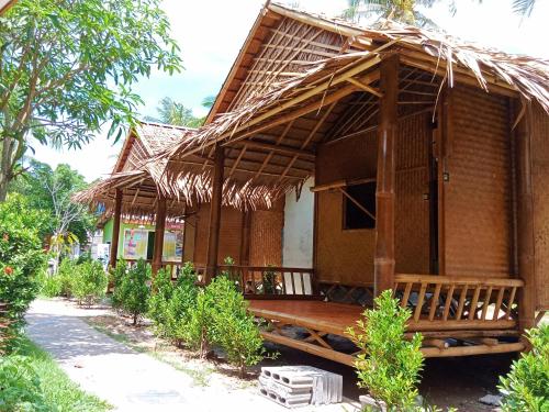 Bungalow image 6