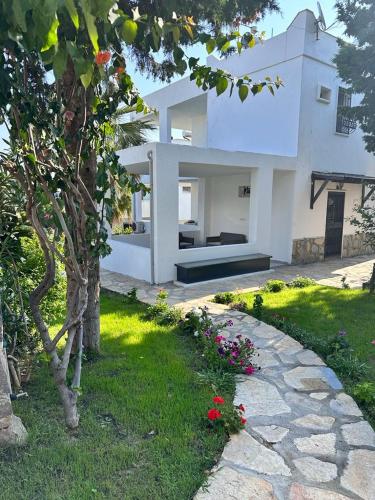 Bodrum Gundogan Full Sea View With Garden Triplex Villa