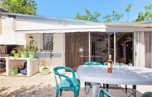 Nice Home In Torreilles With Kitchen