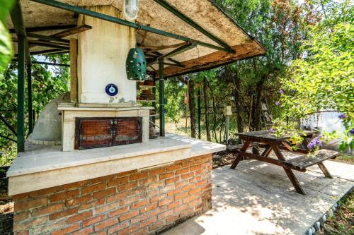 Vacation Flat w Garden Patio BBQ in Mugla