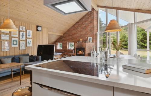 Cuina, Holiday Home Ravnevej Idestrup Ix in Idestrup