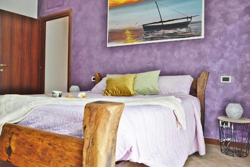 Guestroom, Lilly House in Travaco Siccomario