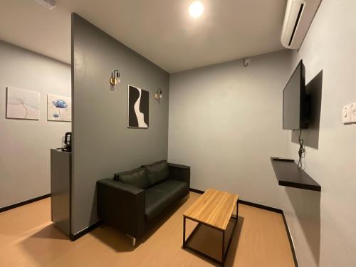 The Sky Inn – Kuantan, WV