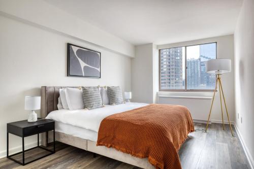 Midtown West 2br w doorman gym wd nr Times Sq NYC-1068, New York (photo 9)