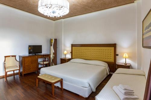 Albatros Hotel - image 7