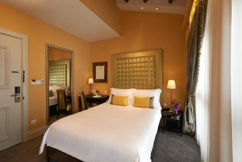 room detail thumbnail 0