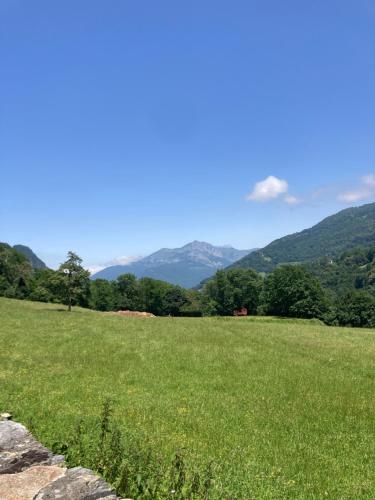 A környék, Louer à la montagne (Louer a la montagne) in Saint-Beat