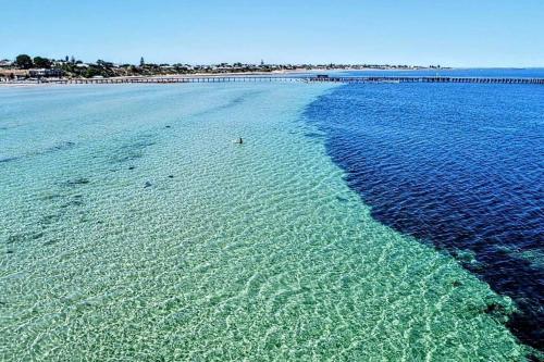 Holli-daze on Coast Moonta Bay