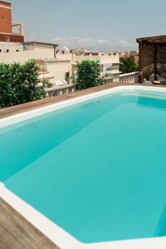 Blanq Carmen Hotel - image 12