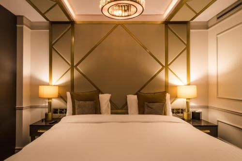 Seven Hotel - image 10