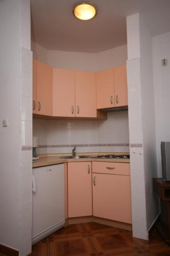 Two-Bedroom Apartment with Terrace and Sea View image 10