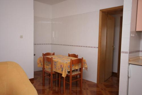 Two-Bedroom Apartment with Terrace and Sea View image 9