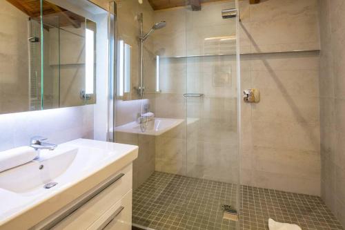 Toulouse - 3 bedroom apt close to the slopes with log fire in Station Sainte-Foy