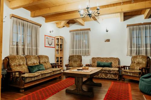 DEMETER Guesthouse FOX DEMETER Guesthouse FOX