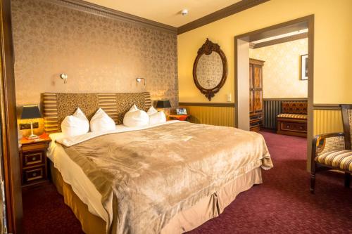 room detail thumbnail 0