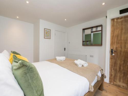 Pass the Keys Lovely 1 bed apartment close to city centre, Bath (photo 8)