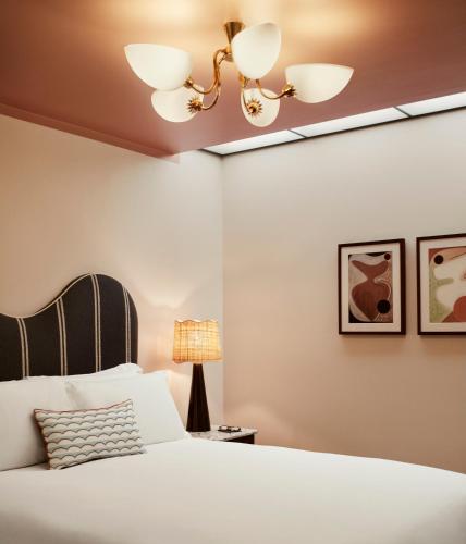 The Hoxton Shepherds Bush - image 8