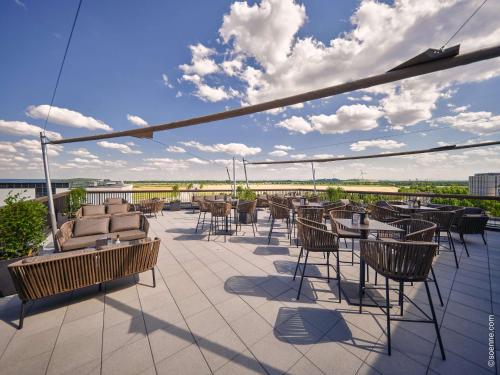 Pub/Lounge, Dorint Hotel München/Garching (Dorint Hotel Munchen/Garching) in Garching bei Munchen