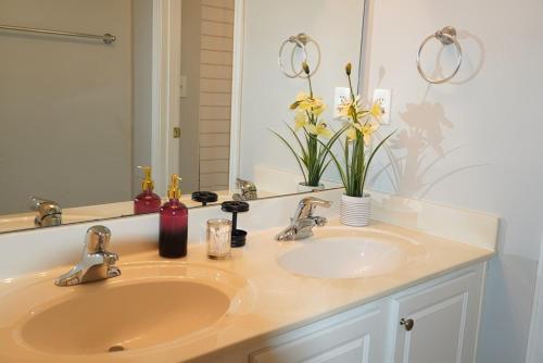 Bathroom, Tranquil Suburban Oasis in South Fulton