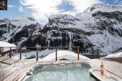 Powder Ridge - 6 bedroom chalet with hot tub - Location saisonnière - Tignes