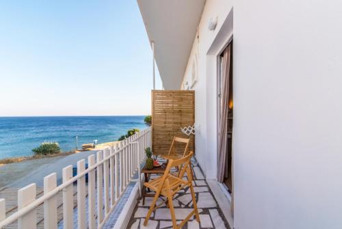 Azure in Tinos - Κούμαρος