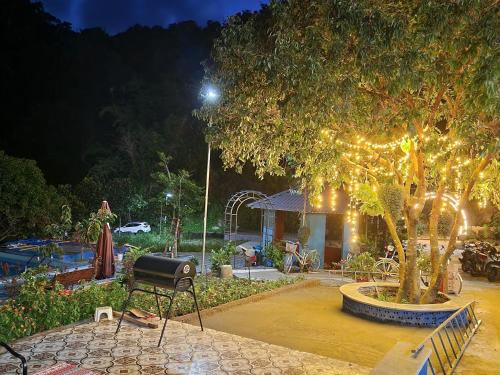 Exterior view, Cat Ba Papillon Bungalow & Resort in Tran Chau