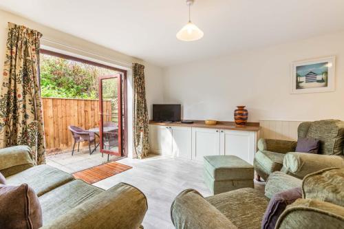 Tystie Cottage - Fantastic home by the Norfolk coast - image 5