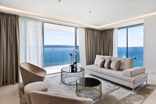 Apartment with Sea View