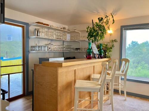 Pub/Lounge, Castle Rock Country Inn in Ingonish Beach (NS)