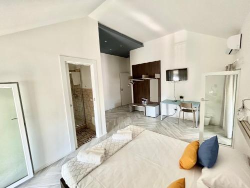 Luisella Room Type - Standard Double Room