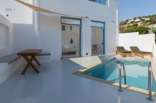 Andros Moments Suites