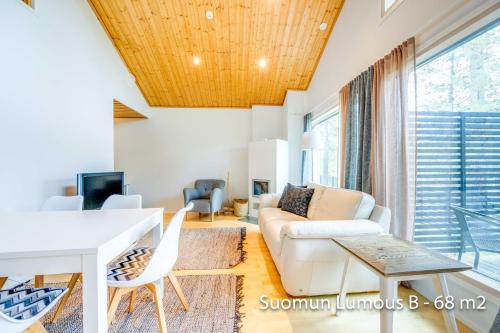 Holiday Apartments Suomun Lumous