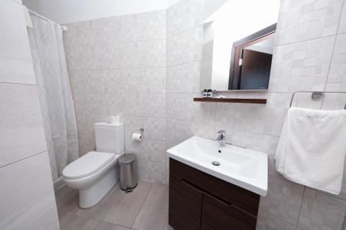 Single room, large