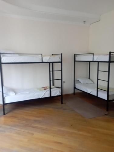 Bed in 8-Bed Mixed Dormitory Room