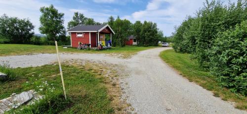 Bungalåven Cottages & Rooms