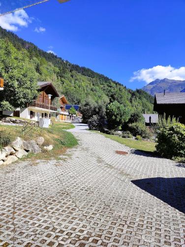 Bune, Fiesch (Foto 2)