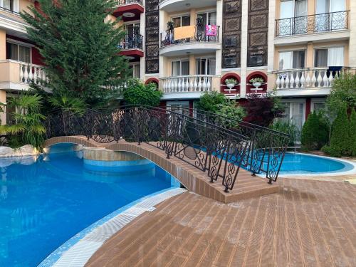 MESSEMBRIA RESORT in 內塞伯爾市中心