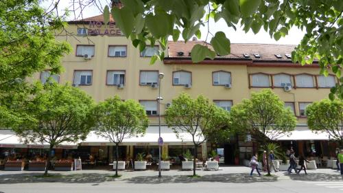 Hotel Zepter Palace - image 2