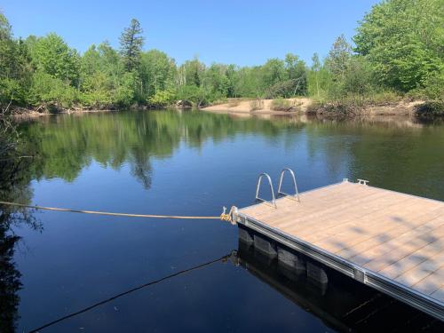 Le chalet jaune sur la Mastigouche