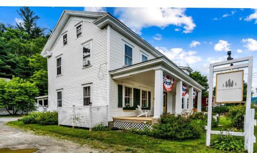 Woodstock Suite at The Bridgewater Inn